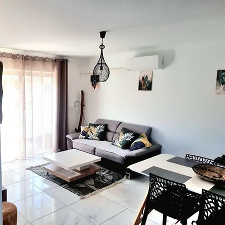 Bord De Plage Lones Bonnegrace, Port De Sur Mer Apartment *